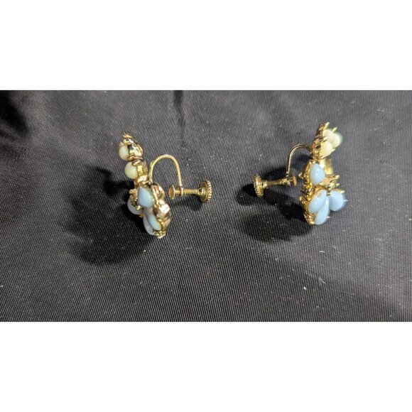 Vintage Floral Screw-Back Earrings With Blue & White Beads Estate - Picture 4 of 6